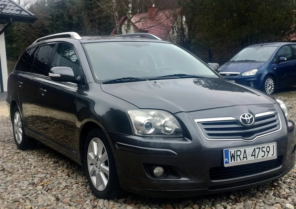 Toyota Avensis cena 16900 przebieg: 240000, rok produkcji 2008 z Radom małe 172